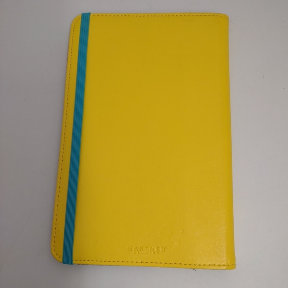 Gartner Studios Yellow Kindle, Nook Travel Tablet e-reader Cover + Bonus Notepad - Picture 2 of 7